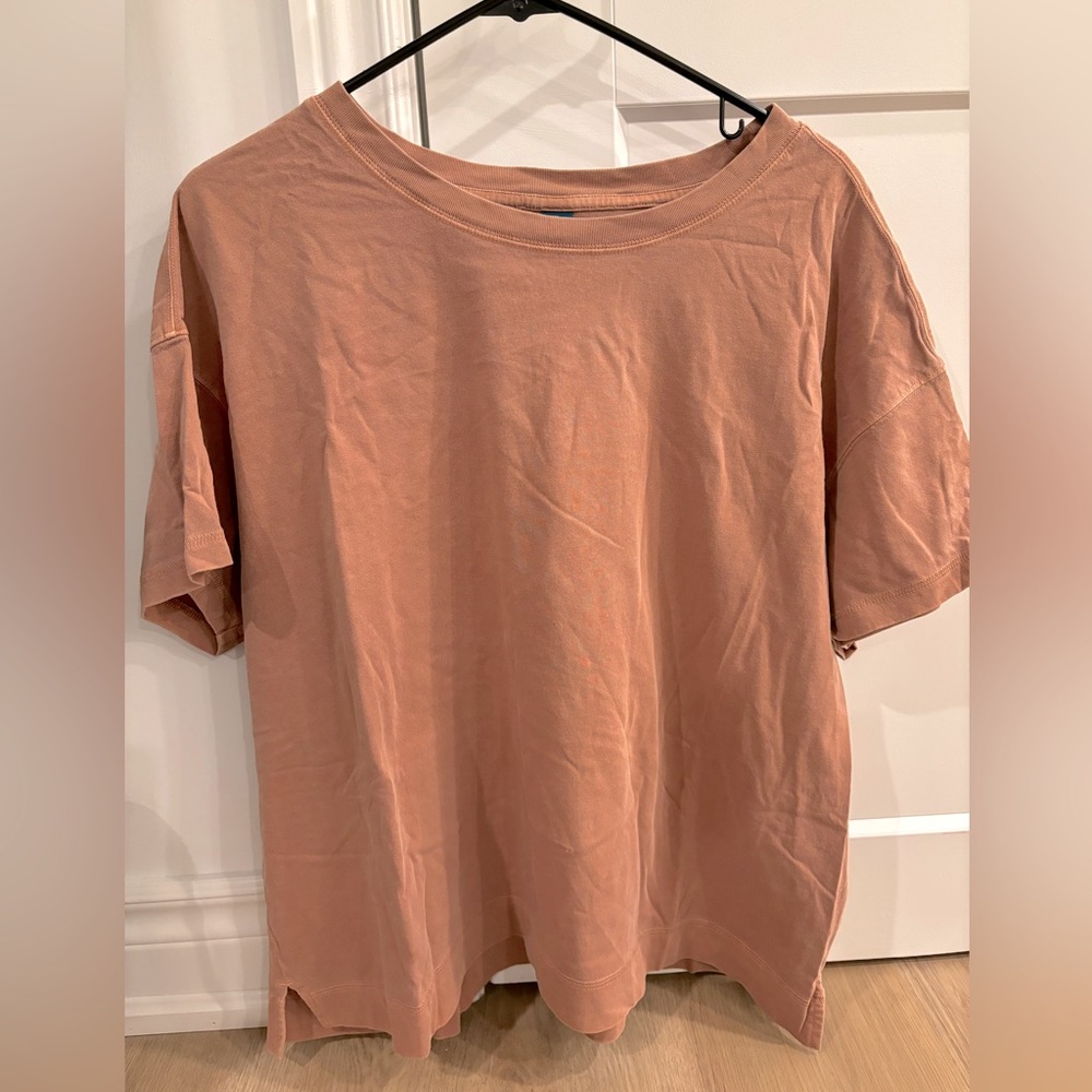 Ladies Size XL Old Navy Rustic Orange T-shirt - Good Condition